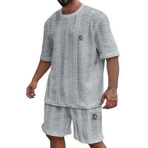 Ensemble décontracté d'été pour homme en coton tricoté 100 %, pull à col rond et manches courtes, couleur unie, avec short et chemise, design respirant - Product Image 2