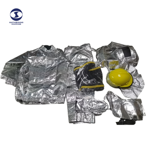 Fournitures <span class=keywords><strong>de</strong></span> lutte contre l'incendie en Chine Combinaison <span class=keywords><strong>de</strong></span> lutte contre l'incendie en aluminium Feuilles d'aluminium Costume <span class=keywords><strong>de</strong></span> <span class=keywords><strong>pompier</strong></span>/Vêtements <span class=keywords><strong>de</strong></span> protection contre l'incendie thermo-isolants - Product Image 2