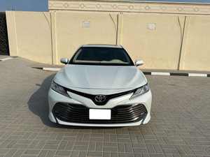 Para Camry Hybrid LE 2024 AWD, Asientos de Cuero, ACC, SUV, Volante a la Izquierda, R18, Techo Panorámico Automático, Cámara Trasera 360 - Product Image 2