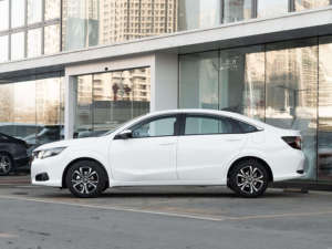 Vehículo Compacto de Gasolina Usado de 2020, 1.8L, 136 Caballos de Fuerza, de China, Cuatro Puertas, Cinco Asientos, Sin Accidentes - Product Image 5