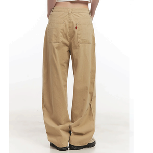 Pantalons amples pour femmes conçus pour le style urbain, offrant un confort ample et un look moderne décontracté et tendance - Product Image 5