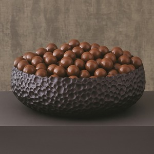 Conçu pour les occasions bol de service en métal fini or transforme les friandises simples en une indulgence somptueuse - Product Image 5