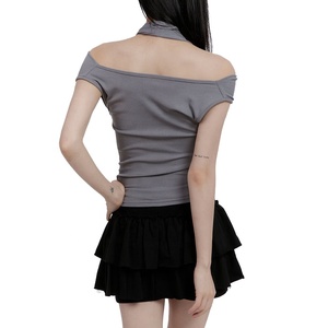 เสื้อครอปท็อปสั่งทำขายส่ง แบบเปิดไหล่ สไตล์สตรีทแวร์ ทรงเข้ารูป เสื้อครอปแขนกุด แฟชั่นกลางแจ้ง |   เสื้อผ้าแฟชั่น - Product Image 2