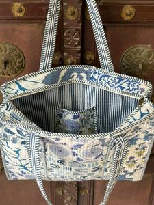 Women's <b>Quilted</b> Cotton <b>Tote</b> <b>Bag</b> Chains Portable Shoulder Strap Zipper Closure Solid Color Fashion Accessory Large Capacity - Product Image 2