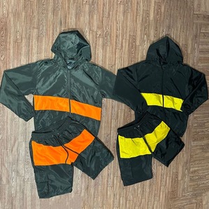 Custom Made <b>Men's</b> Set <b>Zip</b> up Polyester Nylon Two Piece Windbreaker <b>Short</b> Set <b>Men</b> Sweat suit Tracksuits breathable - Product Image 3