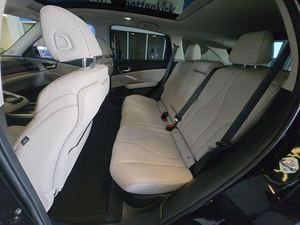 SUV RDX 2025 Usado en Excelentes Condiciones, SH AWD con Paquete Tecnológico, Transmisión Automática, 272 HP - Product Image 3
