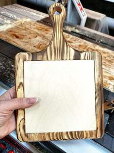 Tostonera Tradicional Jumbo de Metal 2025, Escultura Religiosa Chapada en Oro con Impresión Tipográfica y Pulido, para Prensa de Plátano - Product Image 2