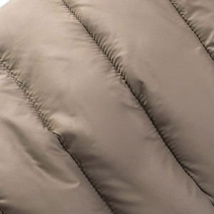 Chaqueta Larga Acolchada para Hombre de Alta Resistencia, Impermeable, de Secado Rápido, Tejido Suave de Alta Calidad, Suministro de Fábrica Personalizado para Venta al Por Mayor - Product Image 6