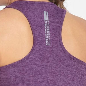 Débardeur pour femmes en gros, logo personnalisé, débardeur de yoga, débardeur de sport, service OEM disponible, débardeur respirant pour femmes - Product Image 5