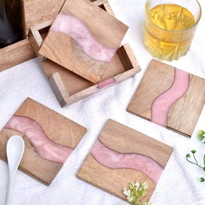 ชุดถาดรองแก้วทำจากไม้สี่เหลี่ยมลายแม่น้ำทำจากเรซินศิลปะดีไซน์แบบเรียบง่ายเหมาะสำหรับงานปาร์ตี้บาร์และของขวัญขึ้นบ้าน - Product Image 3