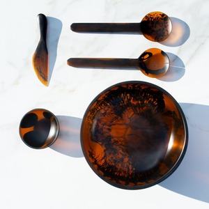 Service à salade en résine de luxe, vaisselle de la famille royale, couverts, outils à salade, passe au lave-vaisselle, passe au four, usage domestique - Product Image 1