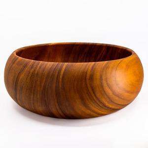 Bol en bois rond rustique pour servir des articles cuits au four comme des petits pains offrant une présentation naturelle chaude - Product Image 1