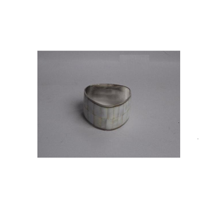 Rond de serviette incrusté d'os pour forme hexagonale avec acier poli pour restaurant utiliser au meilleur prix couleur blanc naturel - Product Image 1