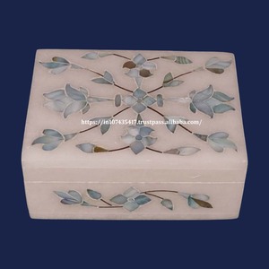 Exclusivo nuevo diseño Floral verde madre de perla incrustaciones de sombra de luz cajas de joyería de mármol caja de fregona nueva llegada 2024 listo para enviar - Product Image 1