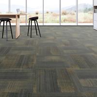Dalles de moquette en nylon commerciales 50x50, dalles de moquette modulaires en nylon teint en masse, pour les lieux de travail, projets d'entreprise