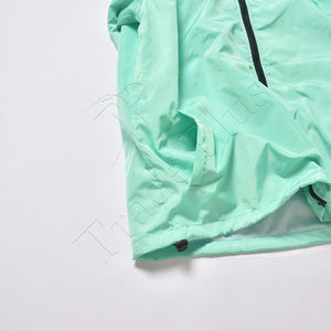 Chaquetas de lluvia ligeras empacables impermeables 2025, chaqueta cortavientos con cremallera personalizada con capucha, chaqueta impermeable para lluvia - Product Image 5