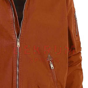 Blouson Bomber Homme Élégant 2026 – Meilleur Prix, Col Montant, Logo Frontal, Respirant et Écologique pour l'Hiver - Product Image 4
