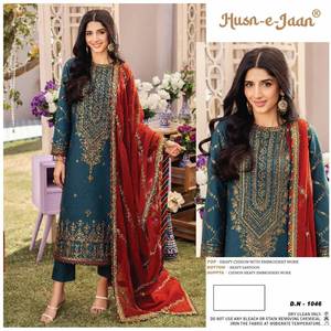 Presentamos Nuestro Salwar de Fiesta de 3 Piezas en Seda Banarasi de la Mejor Calidad, Estilo Cachemir, Aspecto Elegante y Color Brillante, a un Precio Increíble - Product Image 2