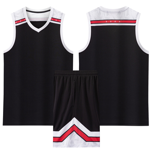 Ensembles d'uniformes de basket-ball réversibles personnalisés Vêtements de sport d'été respirants en polyester 100% grande taille imprimés par transfert de chaleur - Product Image 2