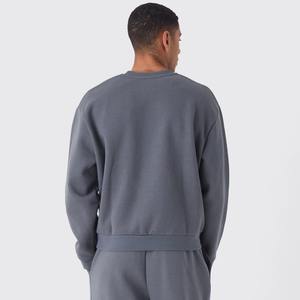 Camiseta Deportiva para Hombre, de Gran Peso, con Rayas en Contraste, Logotipo Personalizado, Patrón en Relieve, Material de Poliéster, Camiseta Esencial - Product Image 3