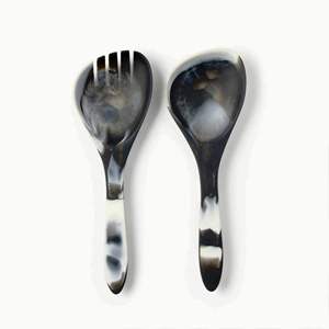 Ensemble de serveurs à salade en bois d'acacia artisanal, taille S, bois naturel avec 2 spatules, ustensiles durables faits à la main - Product Image 3