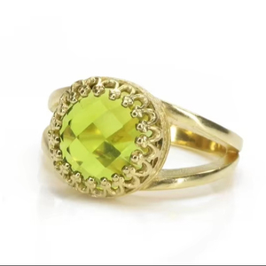 Anillo de Compromiso Cristiano Vintage de Plata de Ley 925 Chapado en Oro Hecho a Mano por Mehrajudin Gems con Peridoto e Incrustaciones de Diamantes, Anillo de Boda - Product Image 1