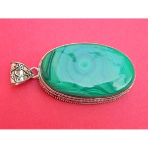 Colgante de Plata de Ley 925 hecho a mano colgante de malaquita ovalada verde encantos finos Regalo para mamá Escorpio hecho a mano por Artista - Product Image 3