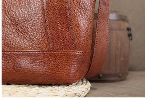 Sac à main en cuir véritable, ce sac fourre-tout de qualité supérieure pour femme dispose d'une fermeture éclair fonctionnelle comme nouveauté tendance - Product Image 4