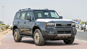 Nuevo/Usado 2024 para PRADO VXR 2.4L SUV Automático 4x4 Blanco R20 Cuero Luces LED en Venta - Product Image 4