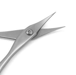 Ciseaux à ongles en acier inoxydable à pointe de flèche 30g Outil de toilettage de précision pour la coupe détaillée des cuticules et des ongles - Product Image 4