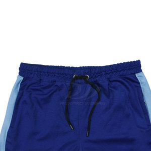 Ensemble de pantalons de survêtement à finition lisse et confortable pour un usage quotidien, avec un design facile à porter et confortable - Product Image 4