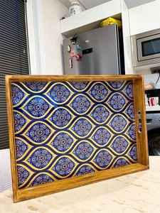 Plateau moderne en bois de noyer pouf avec poignées plateau de service pour la décoration de salon idée cadeau pour la maison - Product Image 5