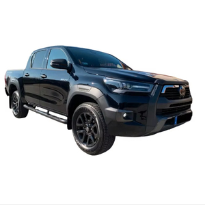 Nouveau Toyota Hilux 2.8 D-4D 4x4 INVINCIBLE MY25,52.990 SUV Hybride 5 places 204 ch Transmission Automatique Conduite à Gauche - Product Image 1