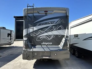 Jayco S-e-n-e-c-a X-t-32U d'occasion 2023 PRÊT À LA VENTE - Product Image 4