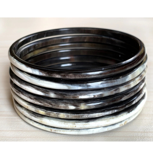 Gran oferta, brazalete de cuerno, brazalete de cuerno y brazalete de cuerno de búfalo, brazaletes para uso de mujeres de la India - Product Image 1