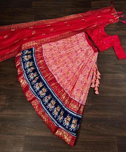 Leganga Lehenga Choli : Fusion de la tradition et de la tendance - un choix parfait pour les boutiques de mode avant-gardistes - Product Image 5