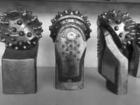 Cône unique nouvelles dents plates produit ordinaire Machines de construction Solidkey 8.5 rouleau cône Cutter roche foret tarières de terre
