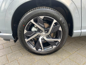 Nuevo SUV Híbrido Compacto 2025, Motor 1.5L, 131HP, Transmisión Automática, Paquete Interior Avanzado - Product Image 4