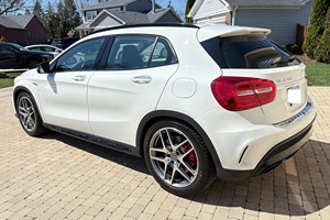 Mercedes-Benz GLA45 AMG propre, modèle 2015 - Product Image 5