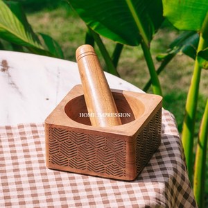 Nouvellement artisanat bois mortier et pilon pour ail poivre broyeur d'herbes cuisine personnalisé Design Antique à bas prix fournitures - Product Image 1