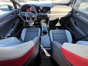 Volkswagen Golf GTI SE Usado de 2024 - Product Image 4