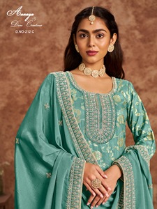 Nuevo diseñador Dola Jacquard con bordado Salwar Suit Fabricante y proveedor de Surat - Product Image 6