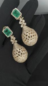 Pendientes de diamantes de calidad superior en oro real de 14 quilates para una belleza única y un brillo llamativo Pendientes de diamantes Joyería de moda - Product Image 3