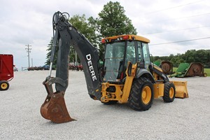 Chargeuse-pelleteuse John Deere 310SL d'occasion 2022 à moteur Cummins et boîte de vitesses, en vente, prix compétitifs, durable et économe en carburant – Meilleures ventes - Product Image 5