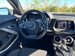 Chevrolet Camaro Coupé LT1 Callaway SC630 2022 Certificado, Limpio y en Buen Estado - Product Image 5