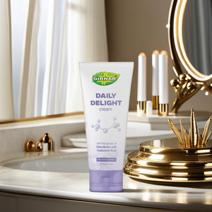 Productos para el cuidado de la piel Crema hidratante y de placer diario Ingrediente seguro Manteca de Karité con crema de ácido hialurónico 100gm - Product Image 1