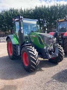 Tractor Agrícola Fendt 718 de 8 HP con Tracción en las 4 Ruedas y Transmisión por Engranajes, Alta Precisión, Motor Potente, Oferta de Bajo Costo - Product Image 3