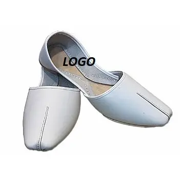 Hot Sale Custom Nieuw Design Hoge Kwaliteit Flat Mens Khussa Schoenen Flip Flop Vrijetijdskleding Heren Khussa Slipper Punjabi Jutti