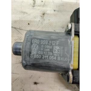 Moteur électrique de lève-vitre arrière droit VOLKSWAGEN Polo 5ème Série 6R0959812F (09>17) - Product Image 3