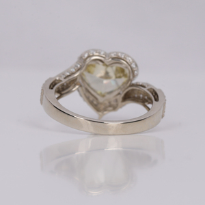 Lujoso anillo de compromiso de diamante cultivado en laboratorio chapado en oro sólido de 14 quilates, corte en forma de corazón amarillo, certificado IGI, cumpleaños perfecto para niñas - Product Image 5
